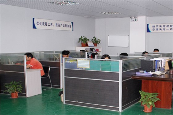 塑膠模具制造廠——智能手環(huán)外殼定制，找深圳博騰納
